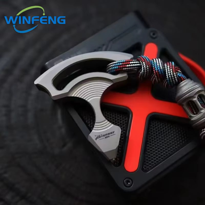 Portable Titanium Alloy Emergency Car Window Breaker Personal Security Protection Self-Defense Keychain Survival Supplies
