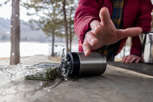 20000Mah Wireless Power Bank with Flashlight and IP54 Protection