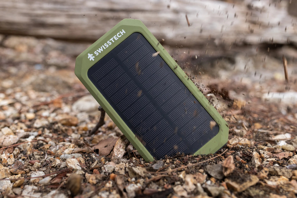 20000Mah Wireless Power Bank with Flashlight and IP54 Protection