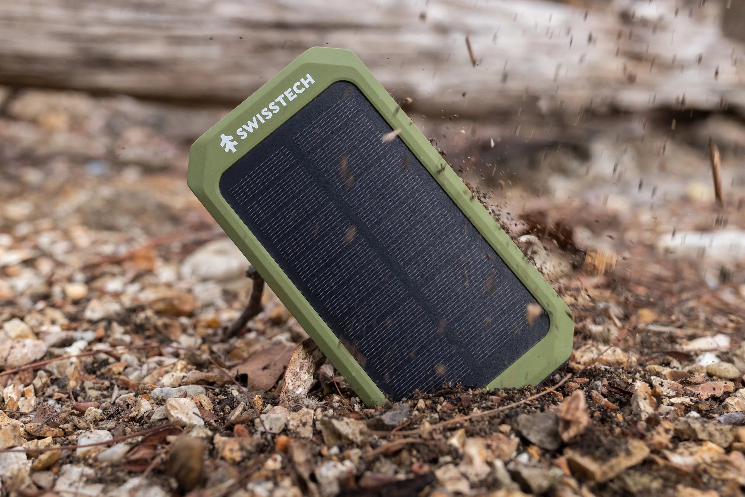 20000Mah Wireless Power Bank with Flashlight and IP54 Protection